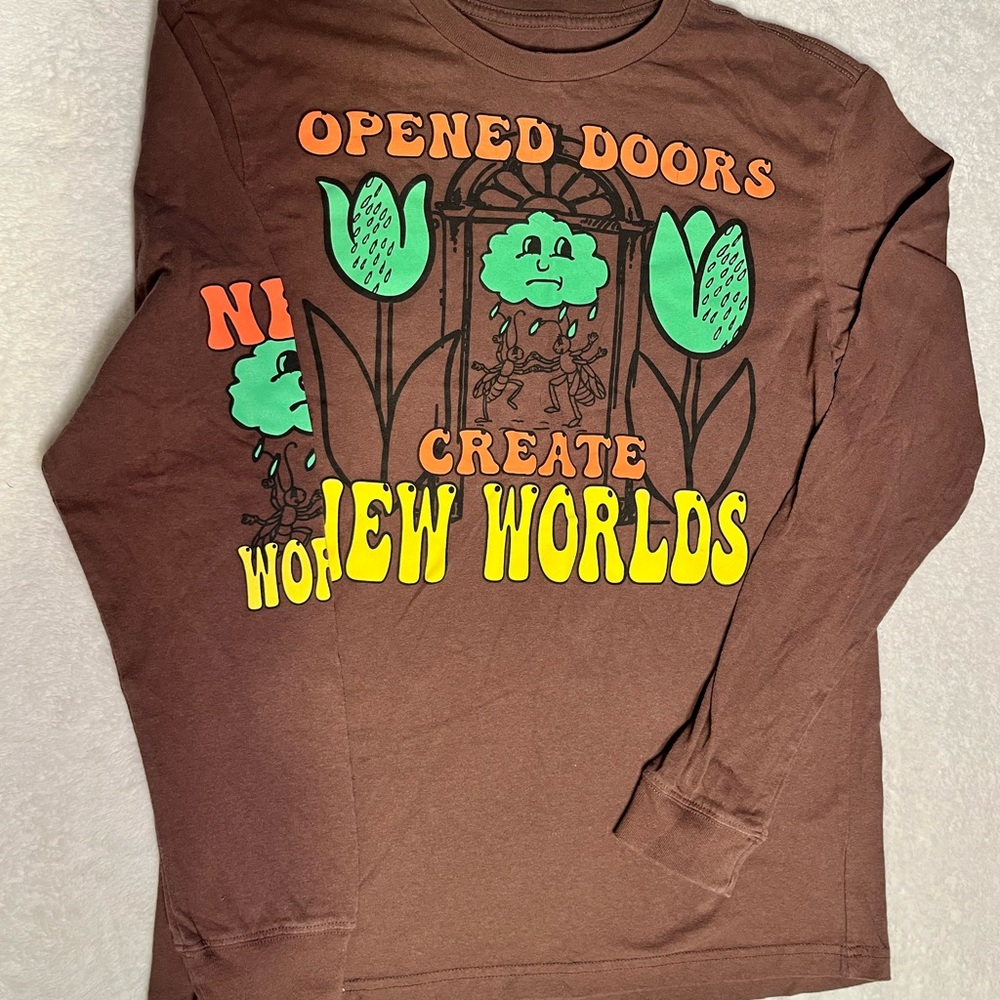 PacSun Brown Long Sleeve Graphic Tee with Green and Yellow Print